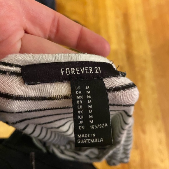 Black and white striped long sleeve dress - Picture 2 of 2